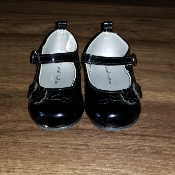 Shoes - Picture 3 of 5